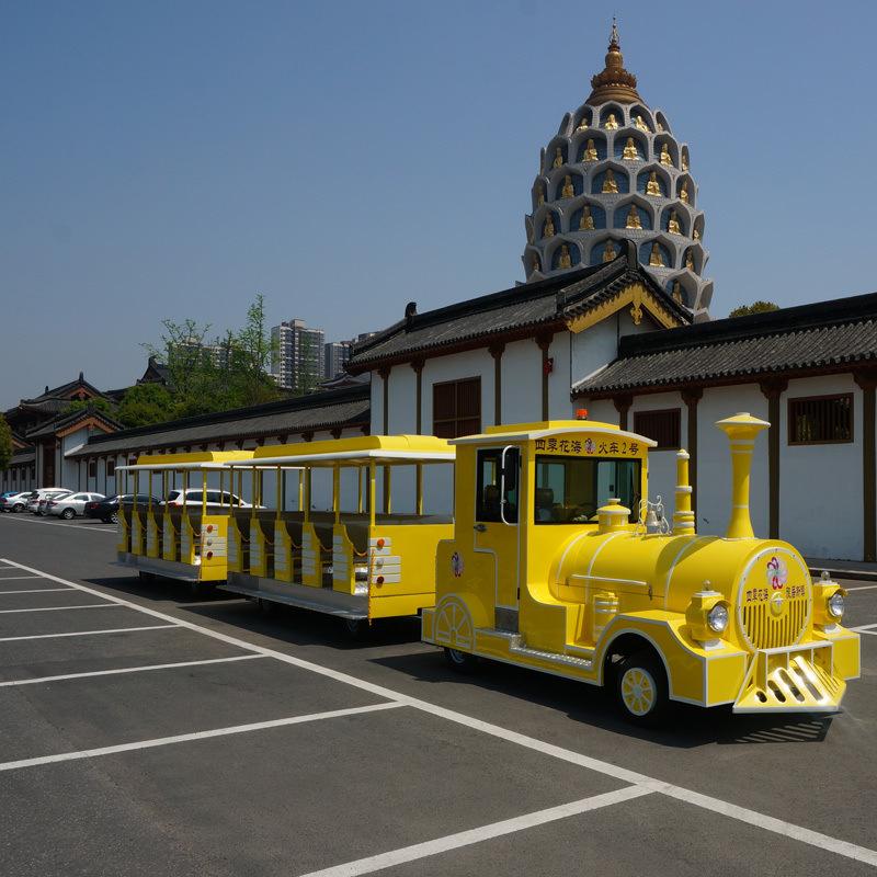复古无轨小火车